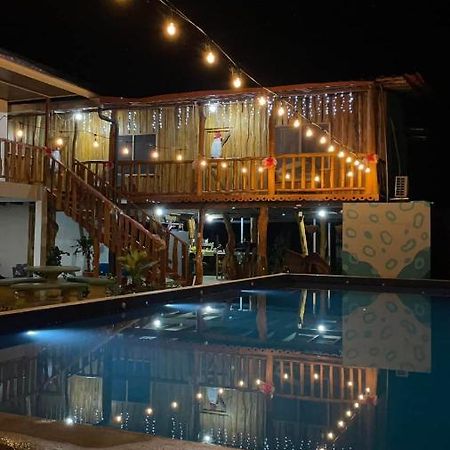 Tree House Samanea Lodge プエルト・リモン エクステリア 写真